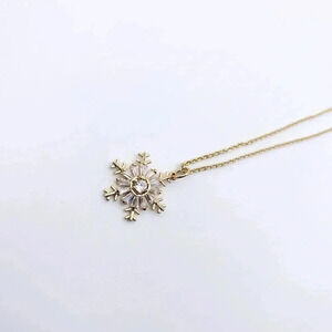 Snowflake necklace | pendant Necklace | Christmas Jewelry
